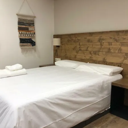 Apartmán Edifici Herois